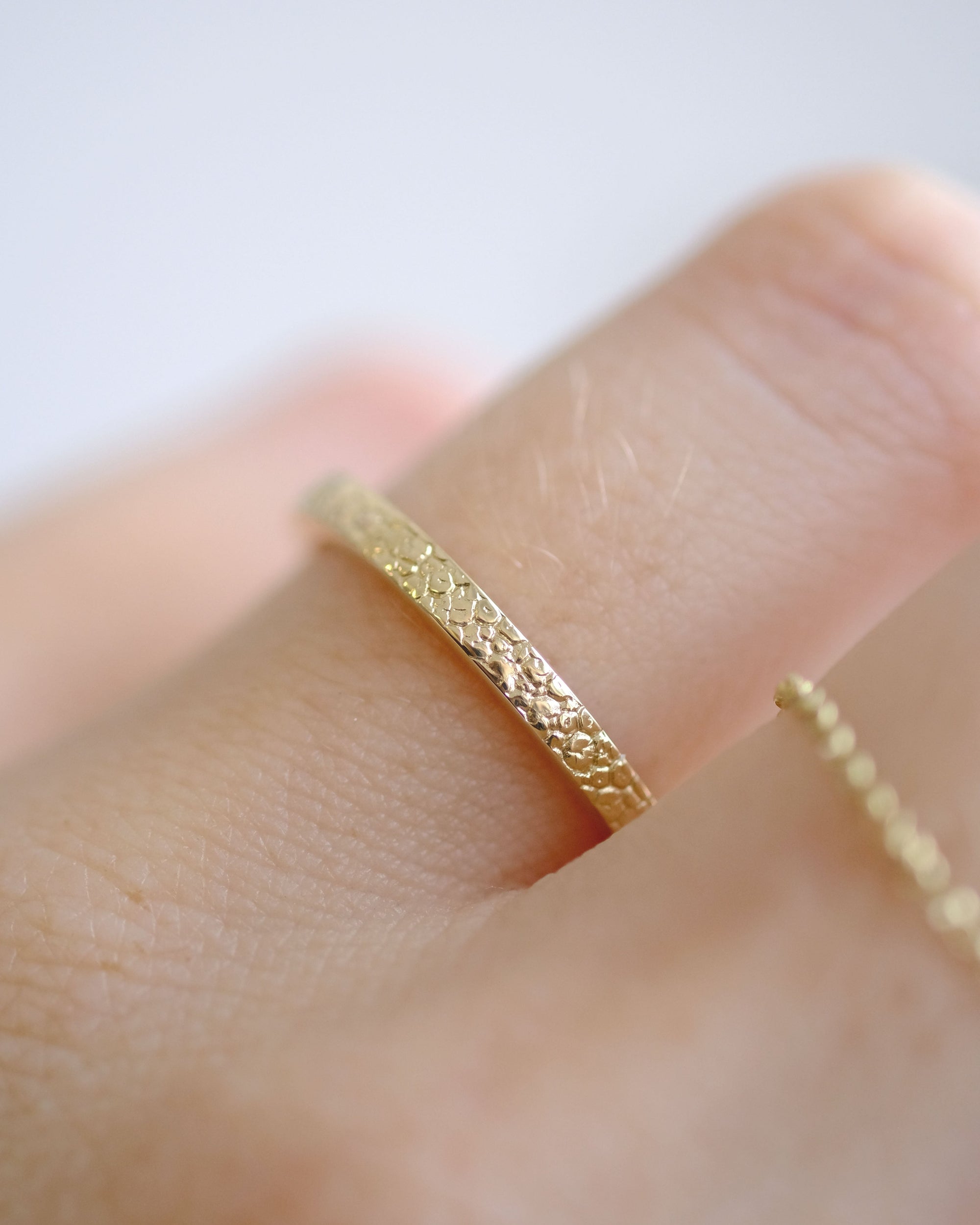 Gold dog nose print ring