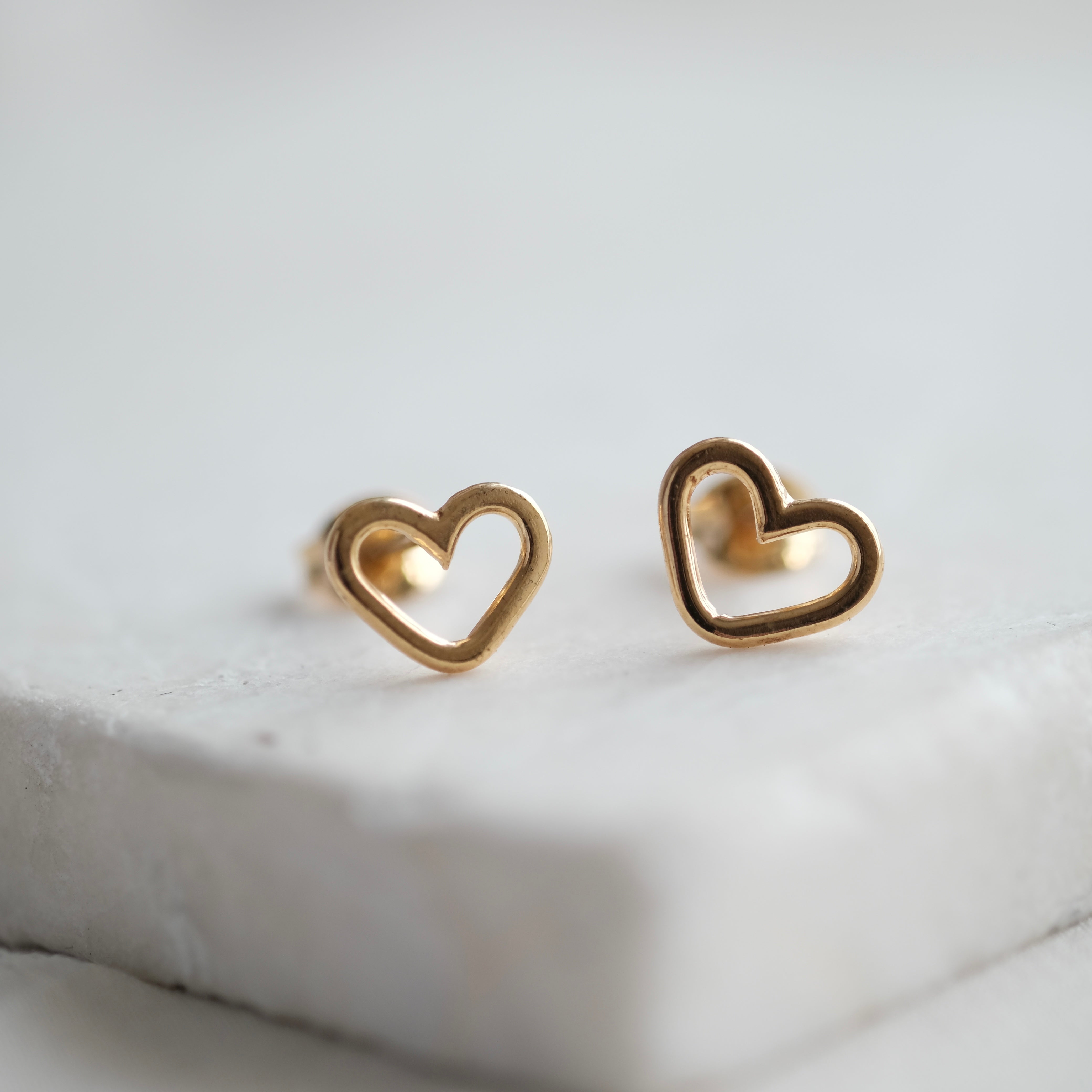 Open Heart Stud Earrings in 18ct Yellow Gold Vermeil